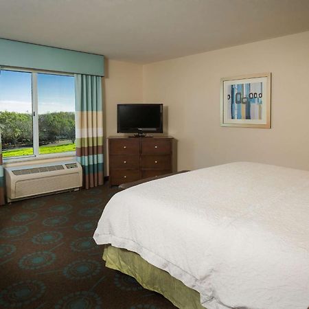 Hampton Inn & Suites Suisun City Waterfront Bagian luar foto