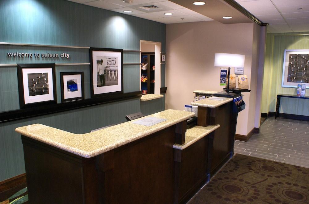 Hampton Inn & Suites Suisun City Waterfront Bagian luar foto