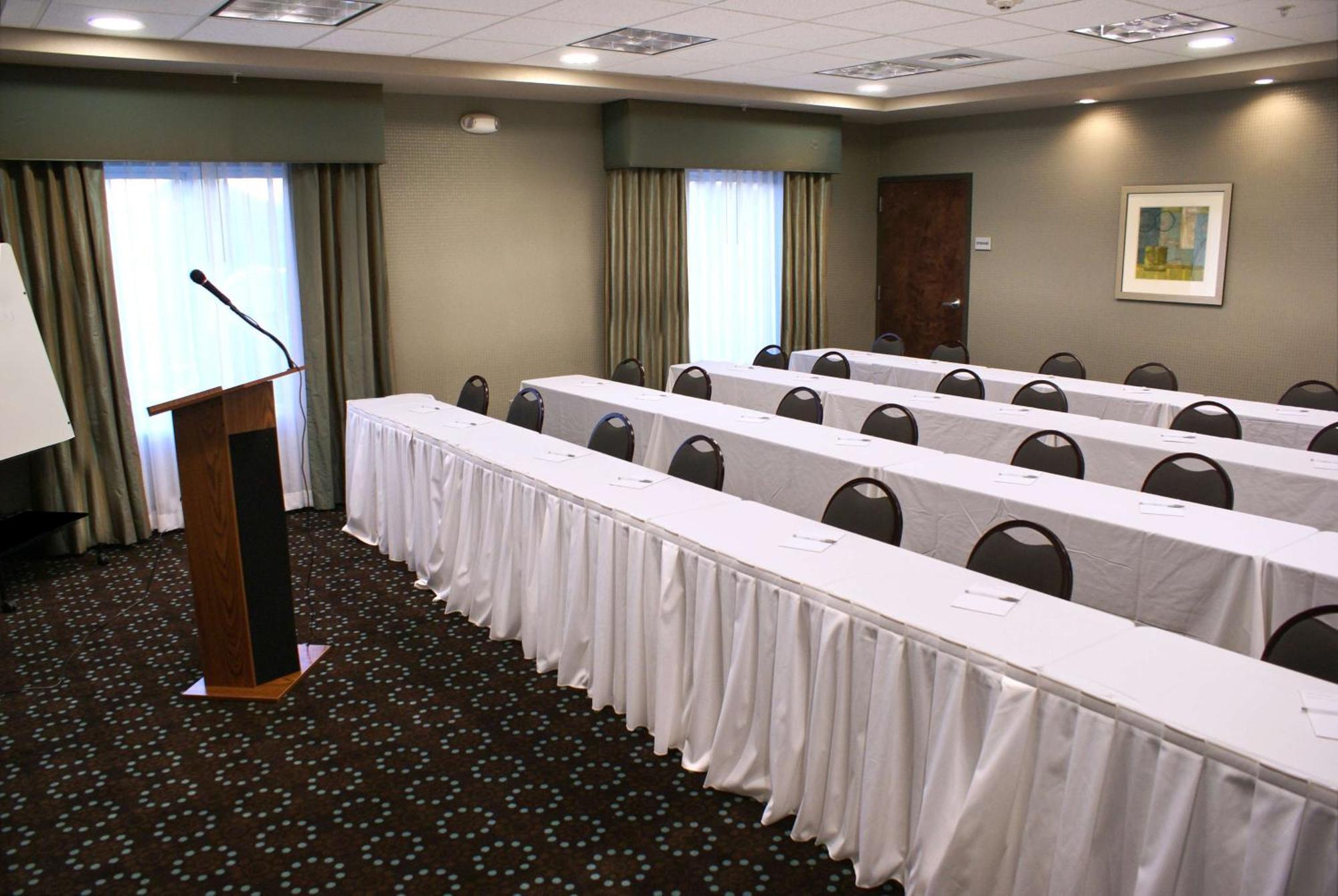 Hampton Inn & Suites Suisun City Waterfront Bagian luar foto