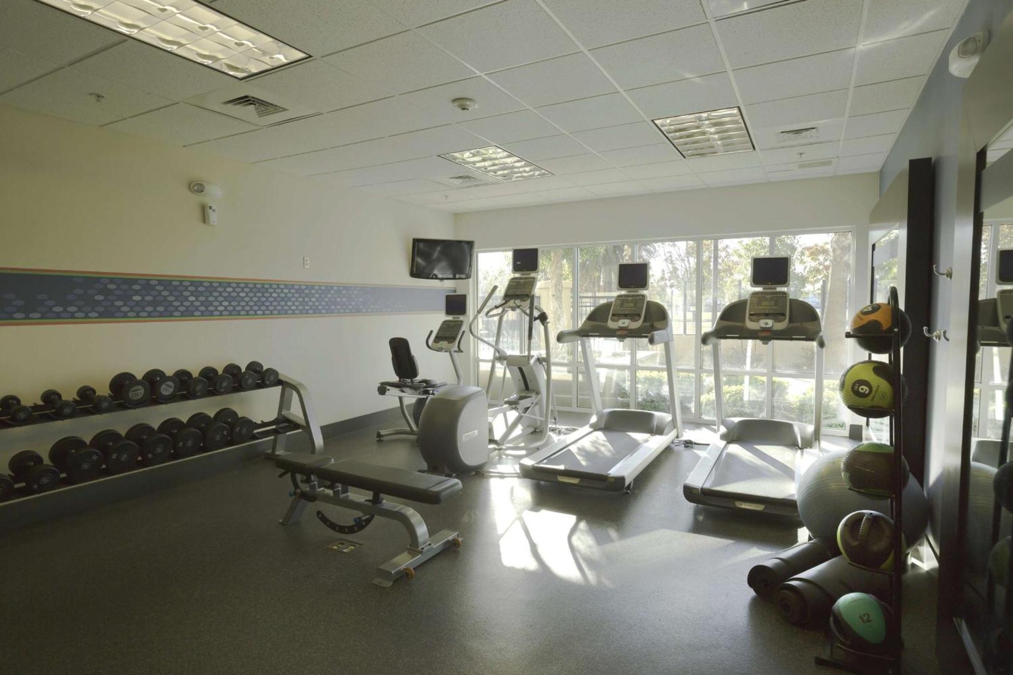Hampton Inn & Suites Suisun City Waterfront Bagian luar foto