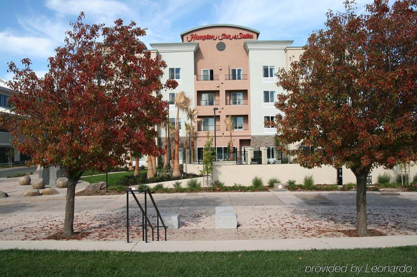 Hampton Inn & Suites Suisun City Waterfront Bagian luar foto