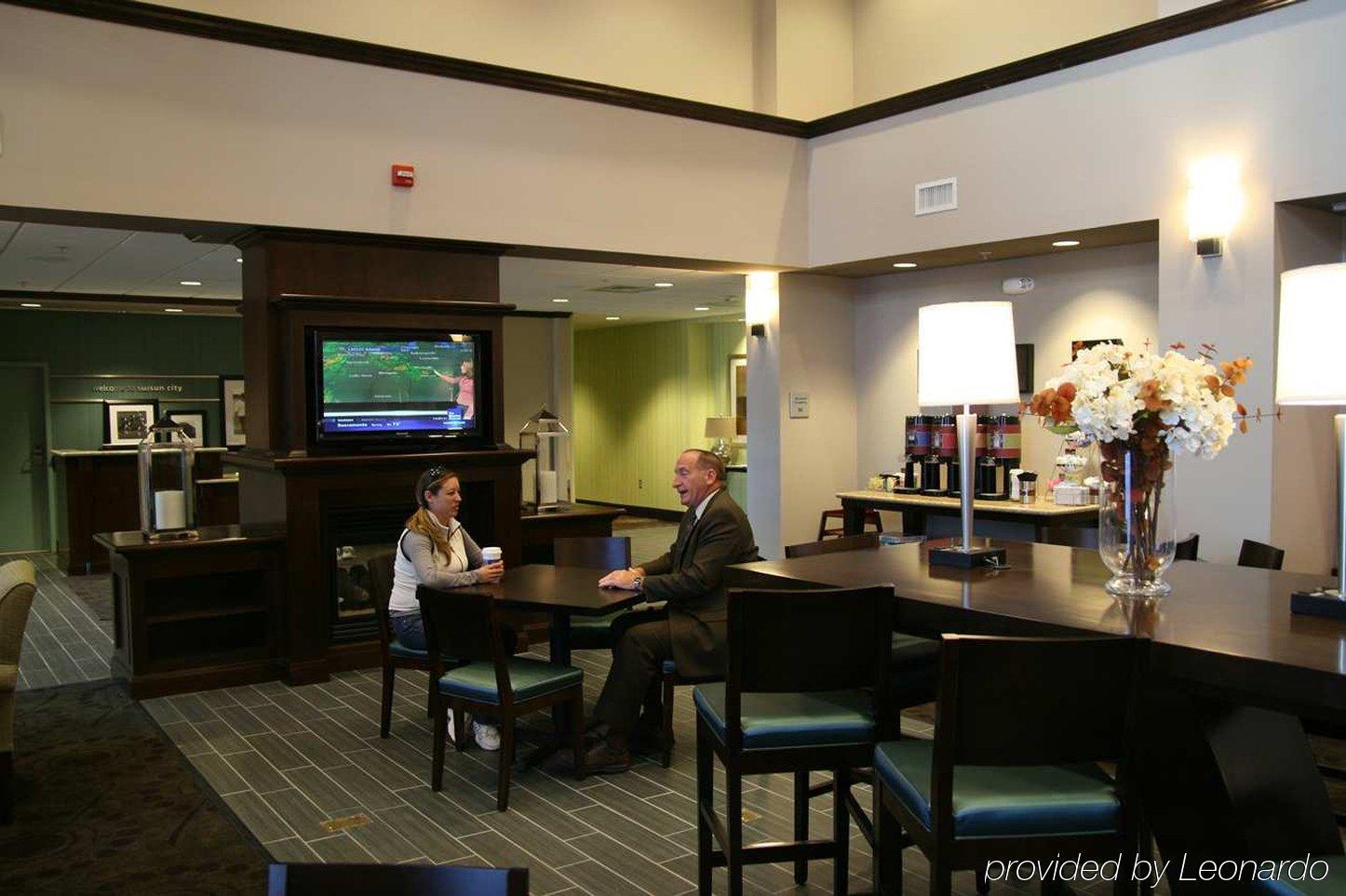 Hampton Inn & Suites Suisun City Waterfront Restoran foto